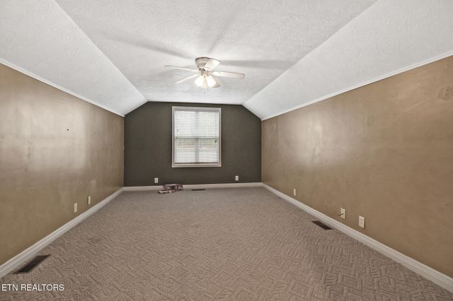 9521 Cherokee Trail, Crossville, TN 38572