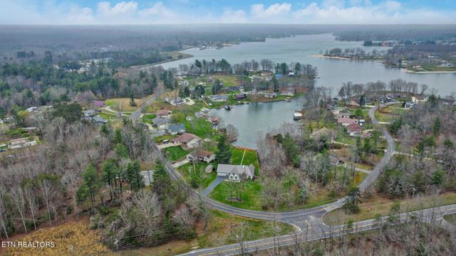 9521 Cherokee Trail, Crossville, TN 38572