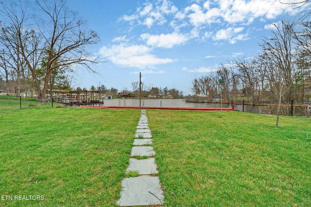 9521 Cherokee Trail, Crossville, TN 38572