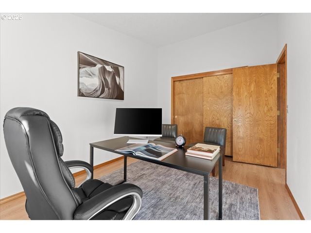 1510 Se ELLIOTT Ave, Gresham, OR 97080