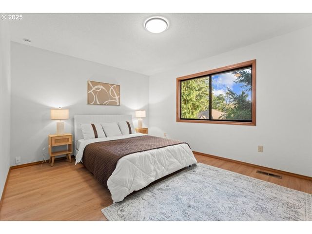 1510 Se ELLIOTT Ave, Gresham, OR 97080