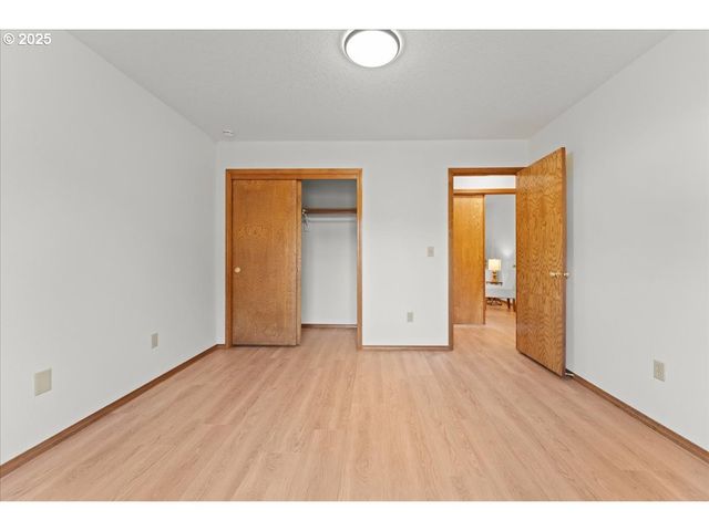 1510 Se ELLIOTT Ave, Gresham, OR 97080
