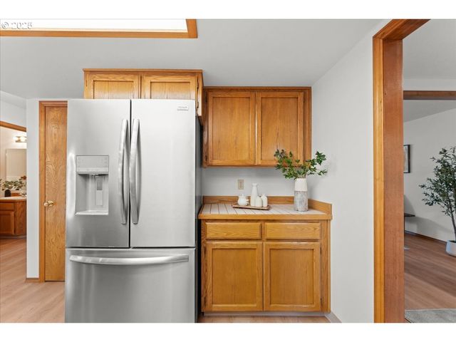 1510 Se ELLIOTT Ave, Gresham, OR 97080
