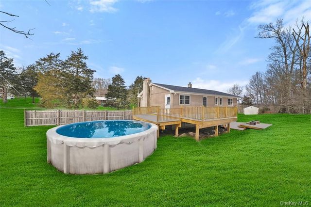 7 Lakeview Drive, Chester, NY 10918