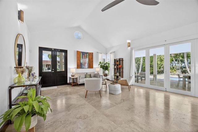 114 LOS LOTOS STREET, Dorado, PR 00646