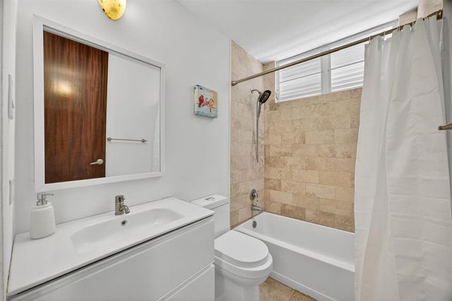 114 LOS LOTOS STREET, Dorado, PR 00646