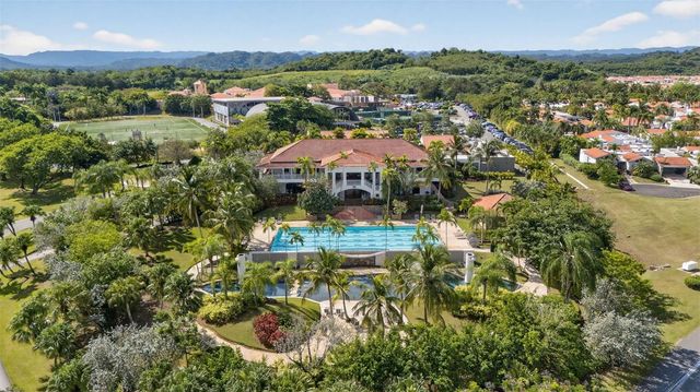 114 LOS LOTOS STREET, Dorado, PR 00646