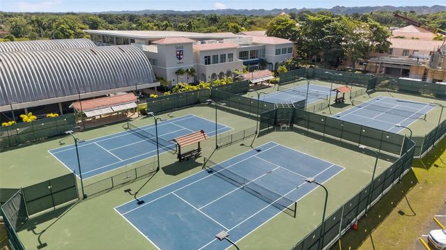 114 LOS LOTOS STREET, Dorado, PR 00646