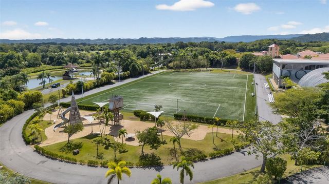 114 LOS LOTOS STREET, Dorado, PR 00646