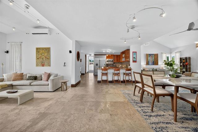 114 LOS LOTOS STREET, Dorado, PR 00646