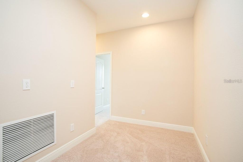 Image 21 of property listing at 8543 PINTER STREET, Orlando, FL 32827