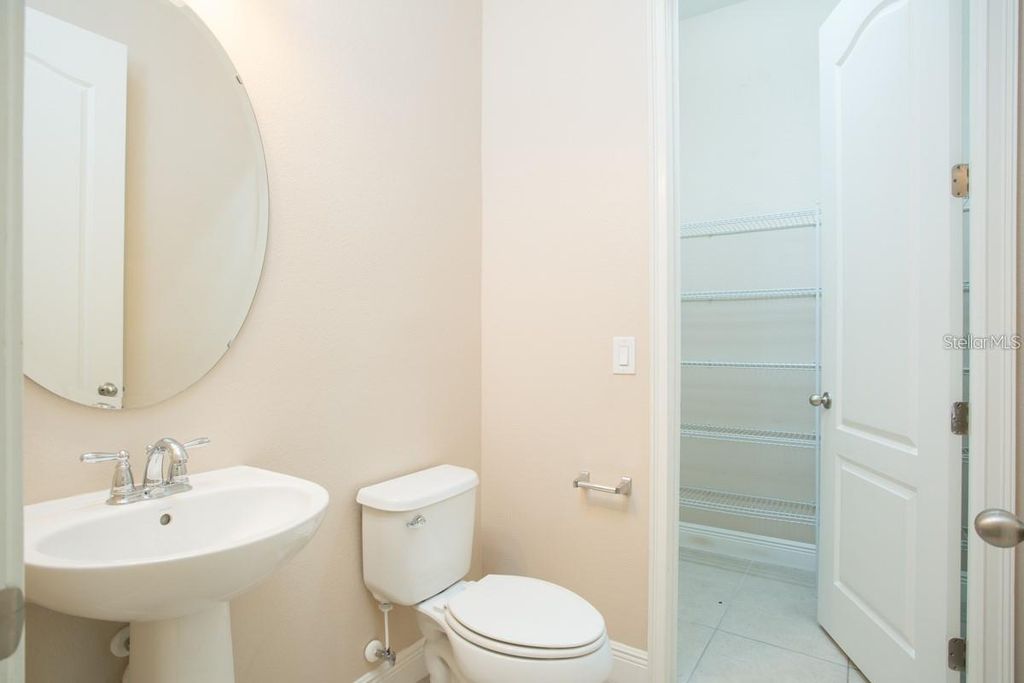 Image 10 of property listing at 8543 PINTER STREET, Orlando, FL 32827