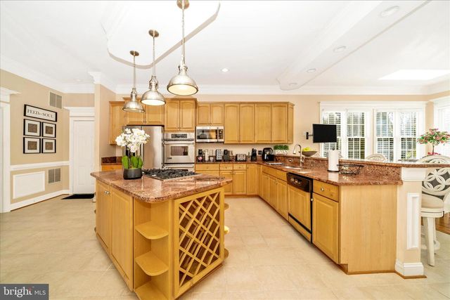 16612 MEDINAH CT, Ashton, MD 20861