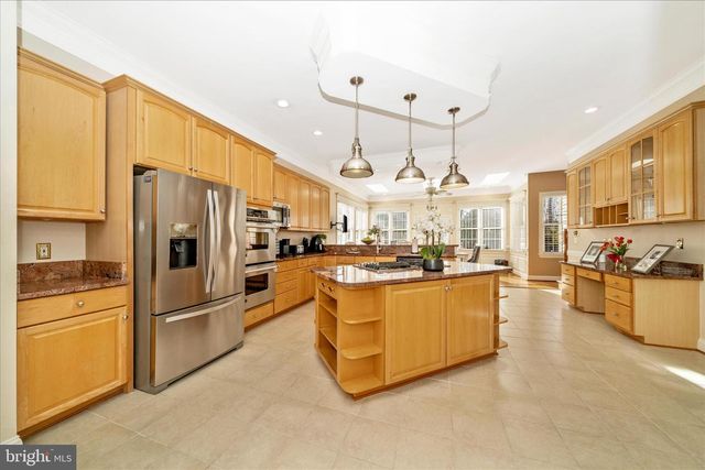 16612 MEDINAH CT, Ashton, MD 20861