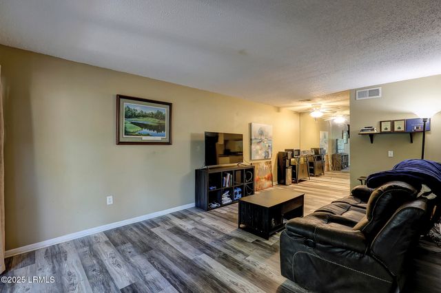 14 Three Mast Lane, Hilton Head Island, SC 29928