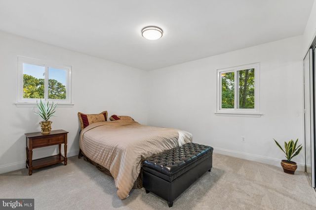 12617 VALLEYWOOD DR, Woodbridge, VA 22192