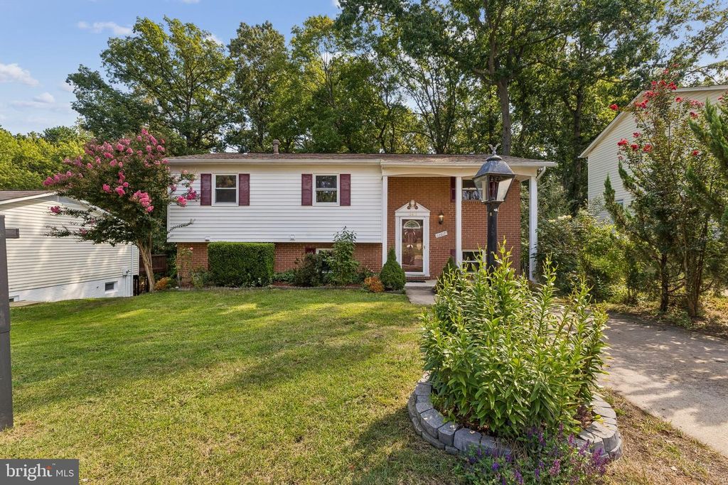 12617 VALLEYWOOD DR, Woodbridge, VA 22192