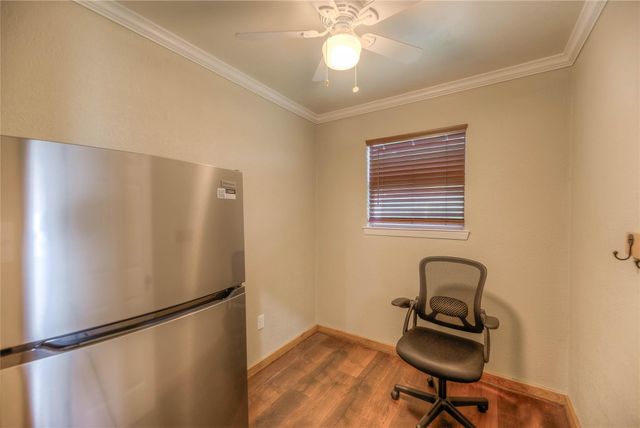 517 Lakeview Harbor, Onalaska, TX 77360