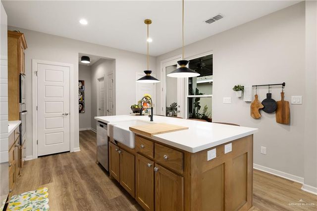 10204 N 14th Street, Mcallen, TX 78504