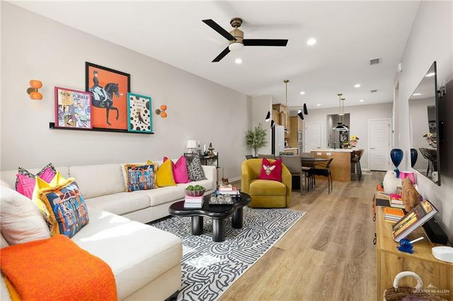 10204 N 14th Street, Mcallen, TX 78504