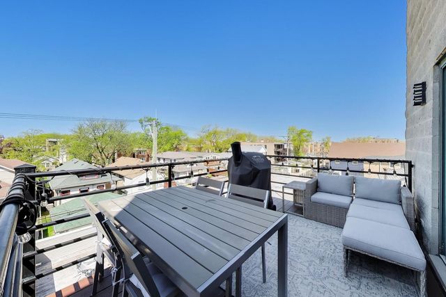 4210 N California Avenue 3N, Chicago, IL 60618