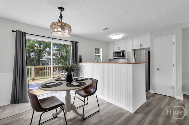 105 Crossover Lane, Savannah, GA 31410