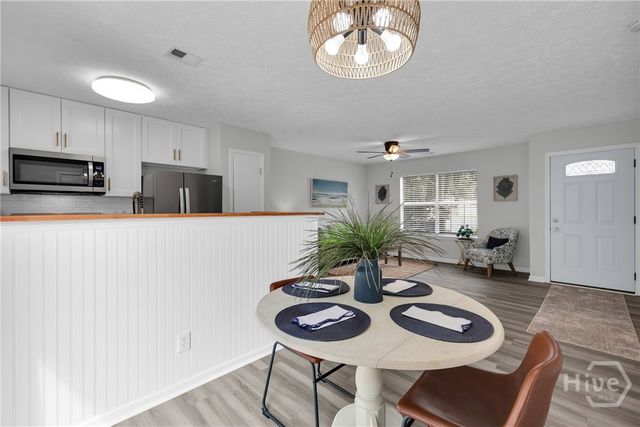 105 Crossover Lane, Savannah, GA 31410