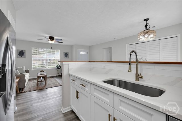 105 Crossover Lane, Savannah, GA 31410