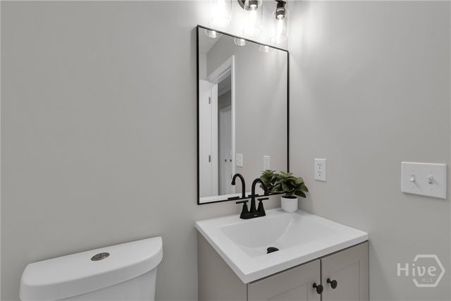 105 Crossover Lane, Savannah, GA 31410