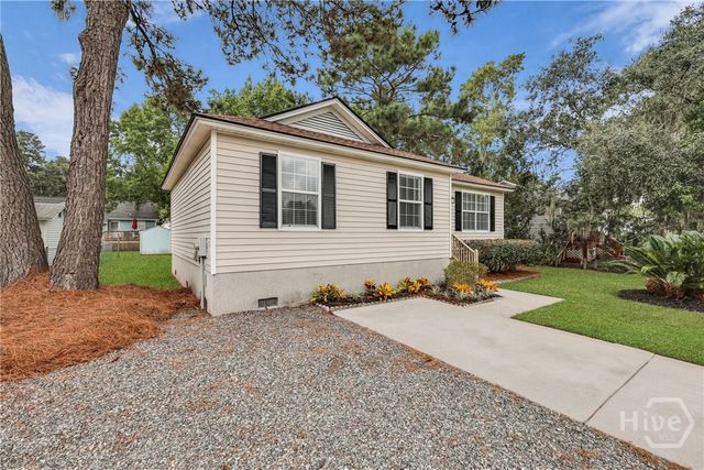 105 Crossover Lane, Savannah, GA 31410