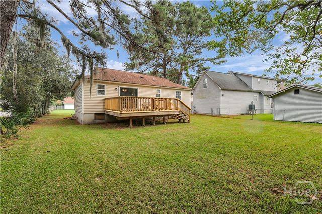 105 Crossover Lane, Savannah, GA 31410