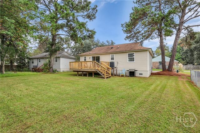 105 Crossover Lane, Savannah, GA 31410