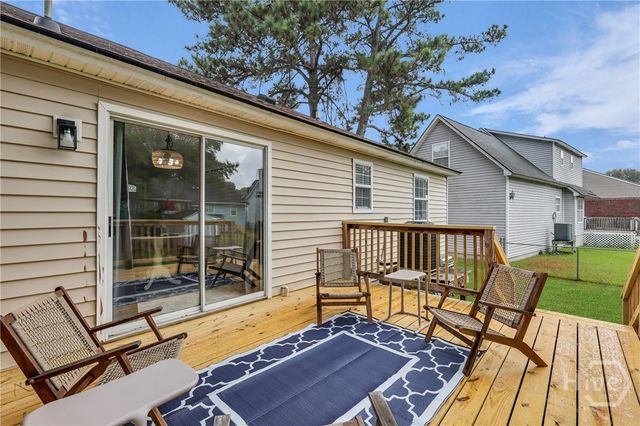 105 Crossover Lane, Savannah, GA 31410