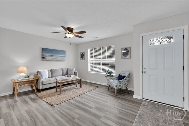 105 Crossover Lane, Savannah, GA 31410