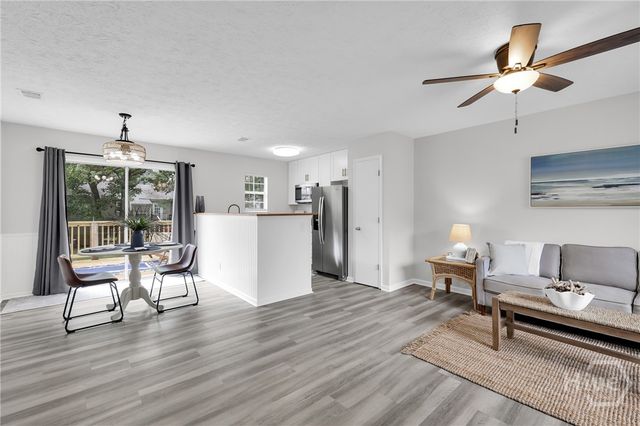 105 Crossover Lane, Savannah, GA 31410