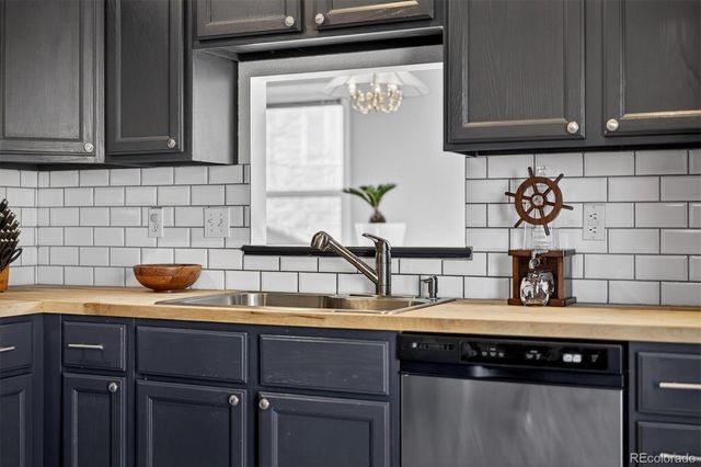 16391 Oakmoor Place, Parker, CO 80134