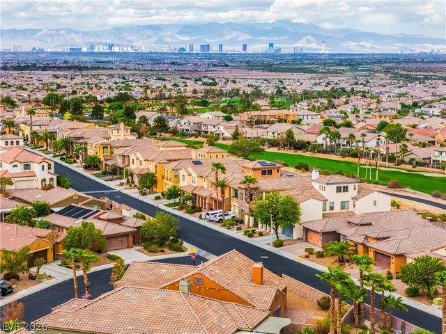 1044 Viale Placenza Place, Henderson, NV 89011