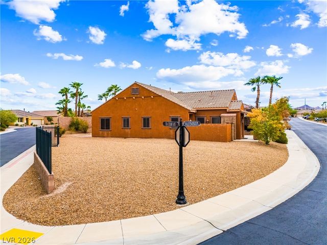 1044 Viale Placenza Place, Henderson, NV 89011