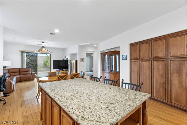 1044 Viale Placenza Place, Henderson, NV 89011