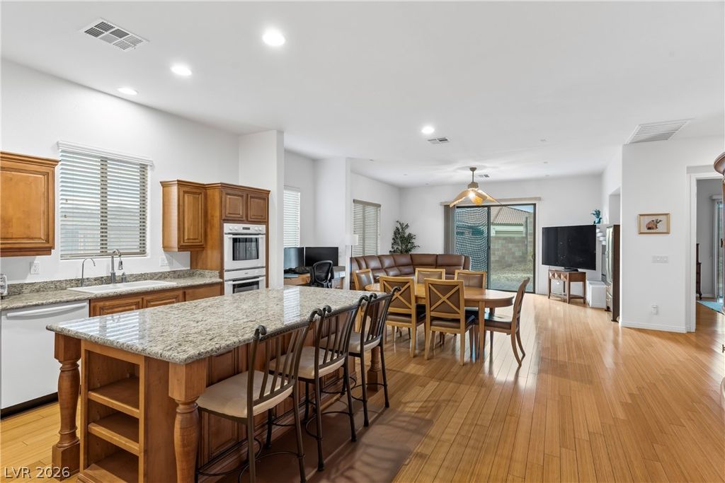 1044 Viale Placenza Place, Henderson, NV 89011 — photo 2