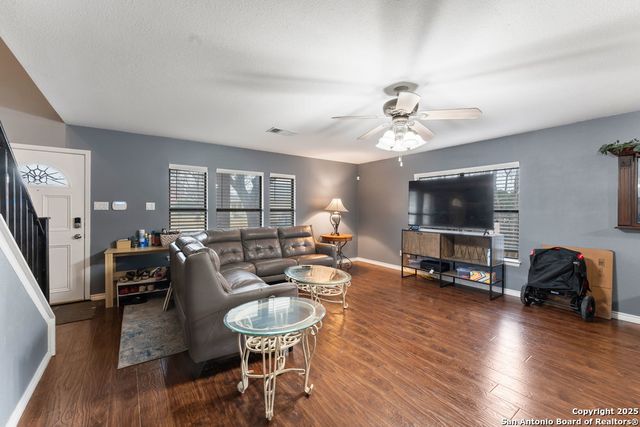 4983 Watering Trail Dr, San Antonio, TX 78247