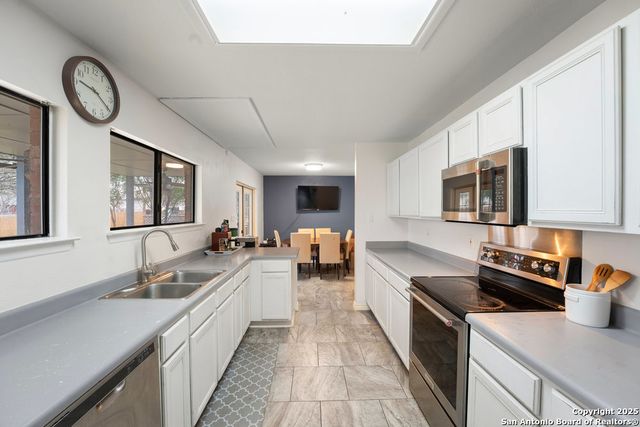 4983 Watering Trail Dr, San Antonio, TX 78247