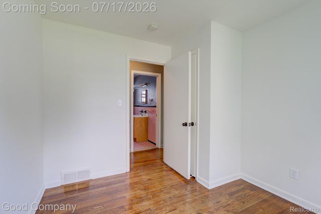631 Saint Johns Street, Wyandotte, MI 48192