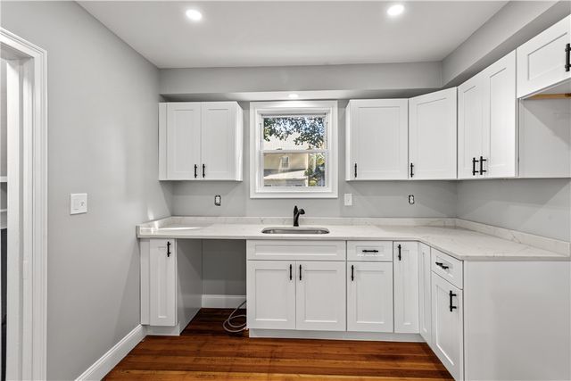 26 Spicer Street, Providence, RI 02905