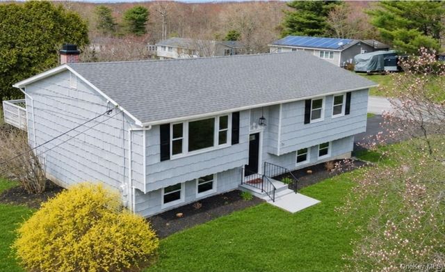 27 Church Street, Wallkill, NY 12589