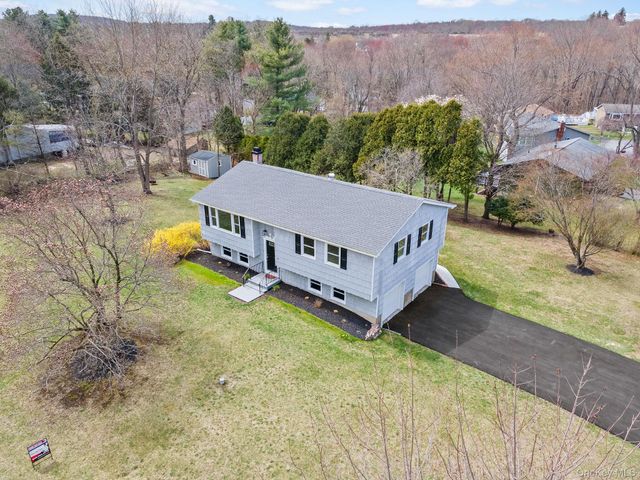 27 Church Street, Wallkill, NY 12589