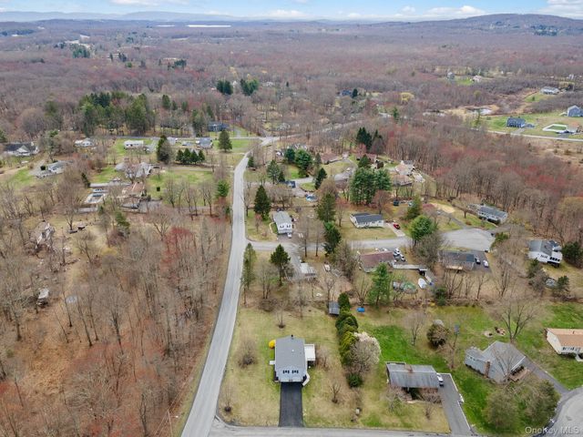 27 Church Street, Wallkill, NY 12589