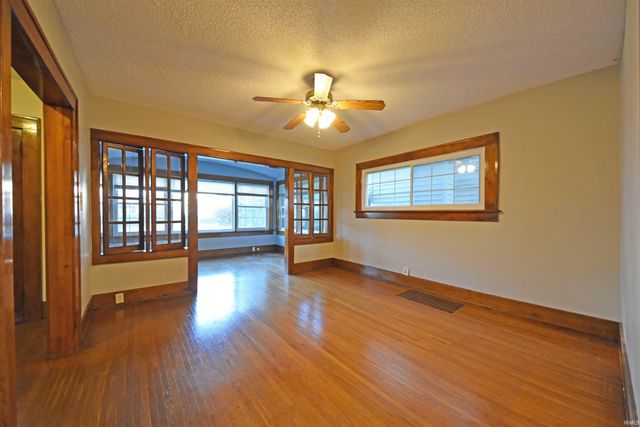 4218 Tacoma Avenue, Fort Wayne, IN 46807