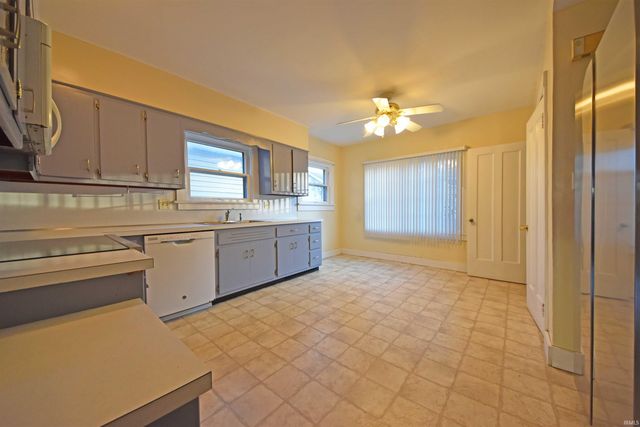 4218 Tacoma Avenue, Fort Wayne, IN 46807