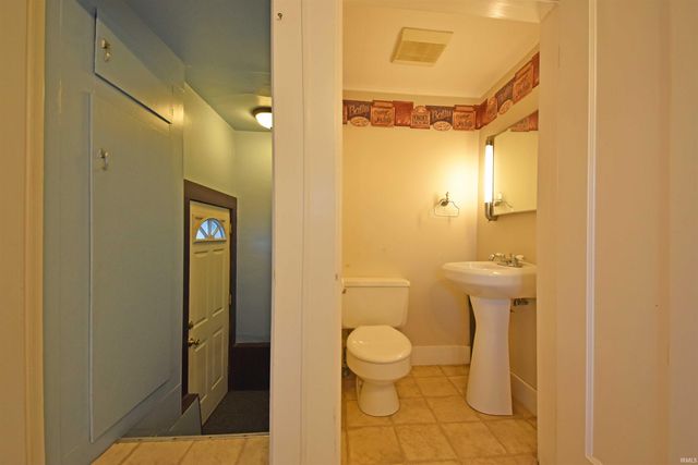 4218 Tacoma Avenue, Fort Wayne, IN 46807